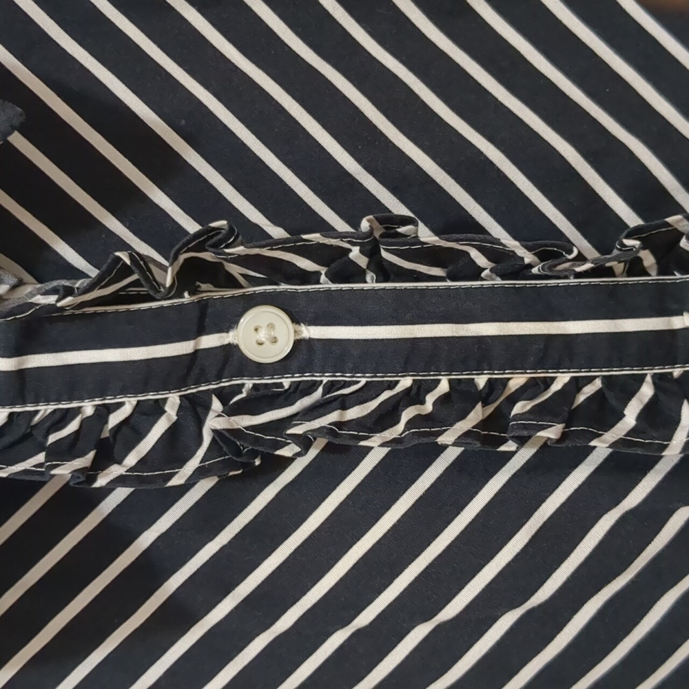 TALBOTS Long Sleeve Button up Shirt Size L - Picture 3 of 7